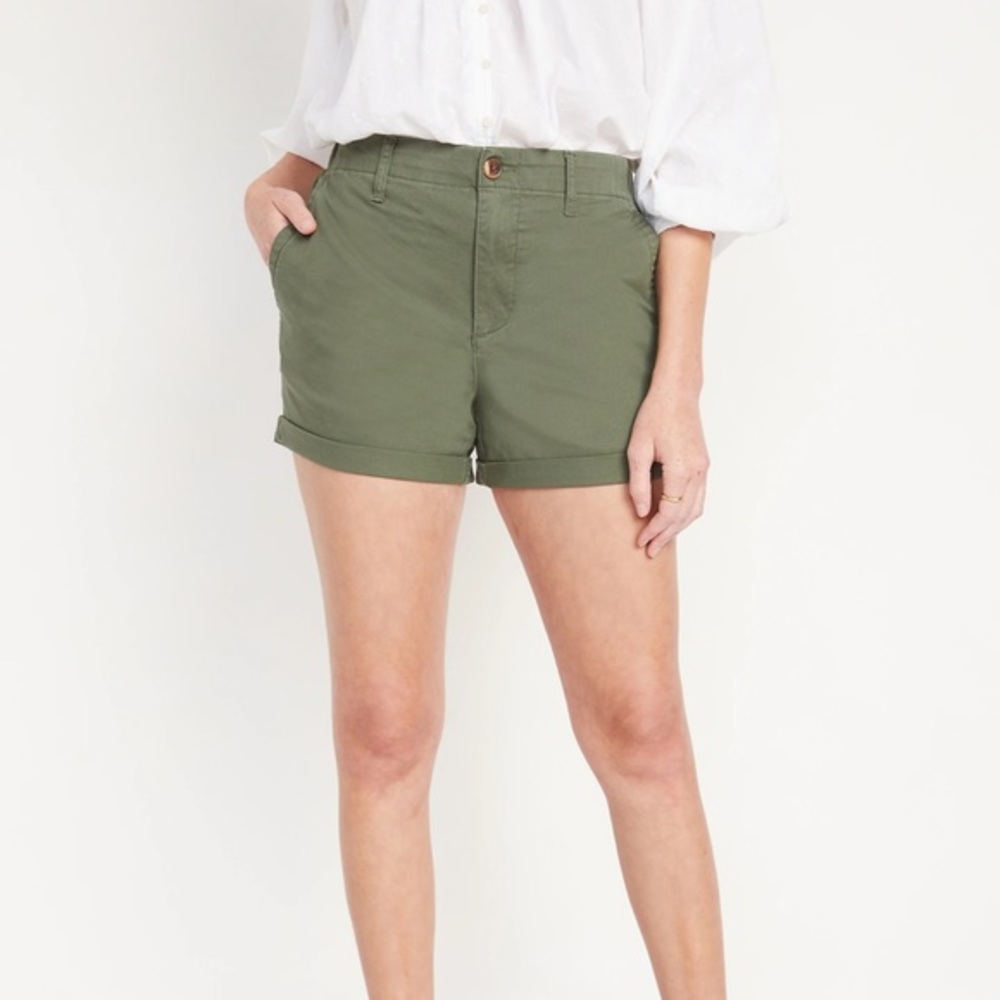 NWT Green Old Navy Everyday Chino Shorts